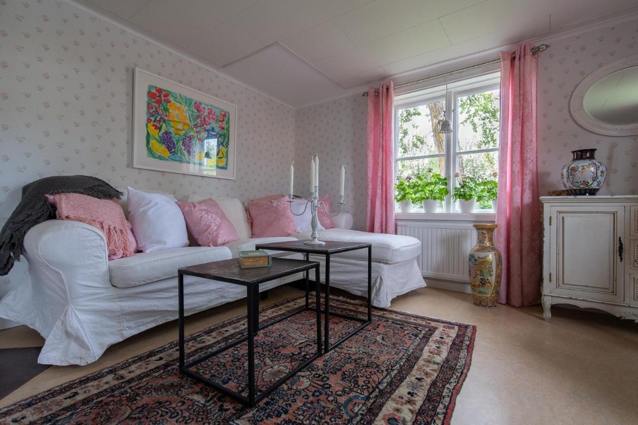 Mangelgardens B&B Soderkoping Ngoại thất bức ảnh