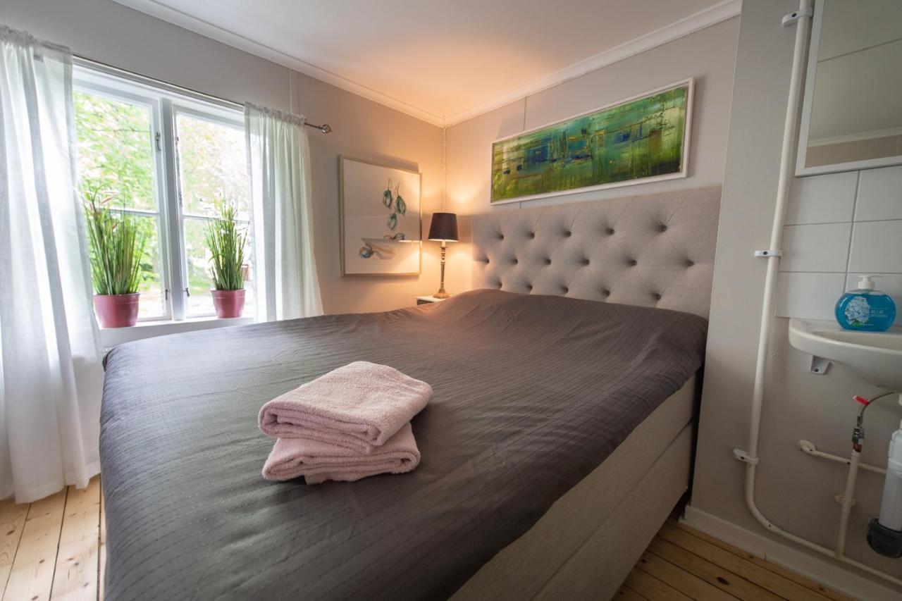 Mangelgardens B&B Soderkoping Ngoại thất bức ảnh